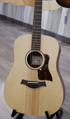 Taylor Guitars - BBT-E 2